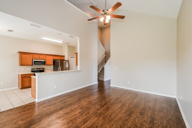 Building Photo - 9286 Hawkeye Dr