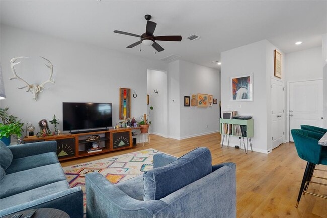 Building Photo - 114 Patrick Herndon Dr