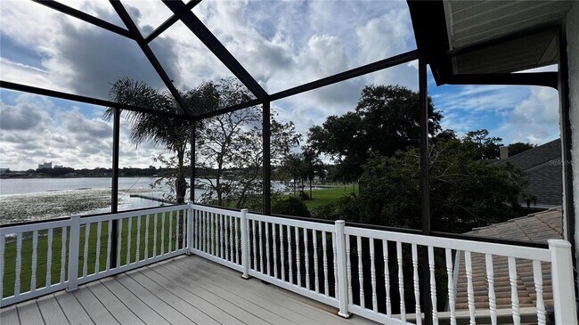 Building Photo - 8625 Vista Shores Ct