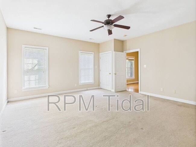 Building Photo - 4905 Burnley Dr
