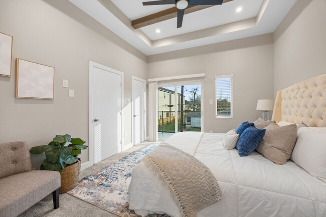 Building Photo - 317 E 35th St