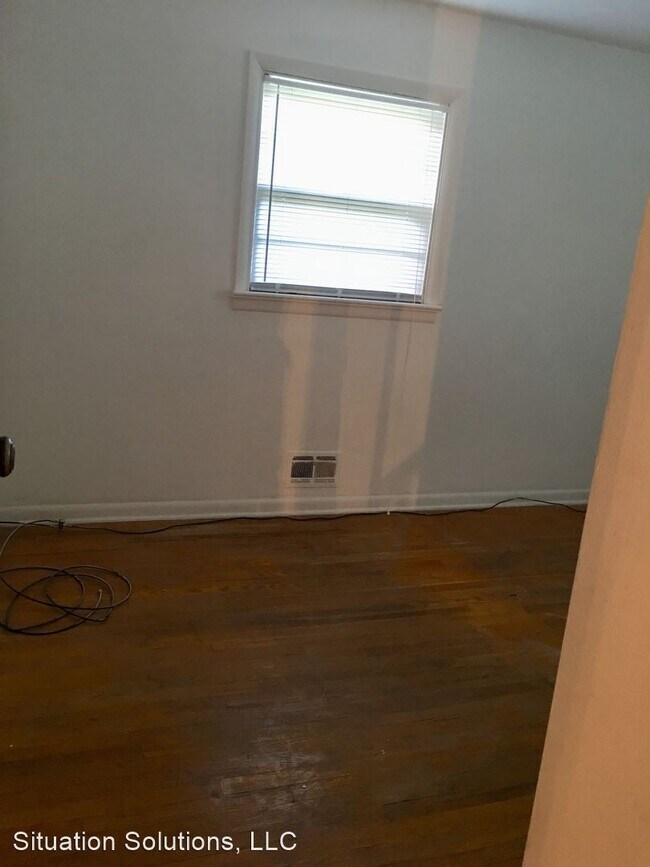 Building Photo - 3 br, 2 bath House - 1033 Georgetown Rd