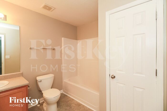 Building Photo - 146 Southwind Ln