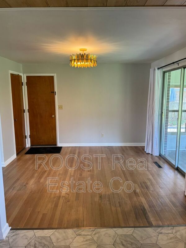 Building Photo - 432 Cookston Ave