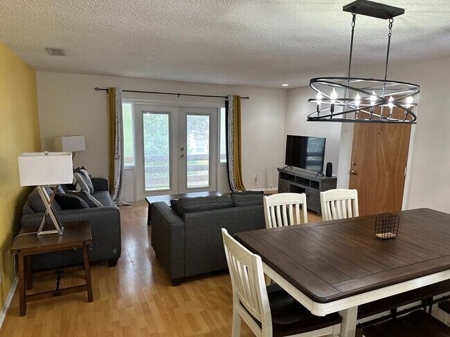 Building Photo - Welcome to this enchanting fully furnished 2-bedroom, 2-bathroom Condo