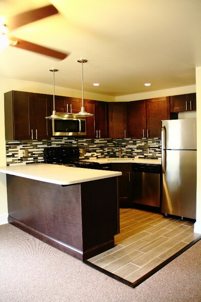 Primary Photo - 131 New St