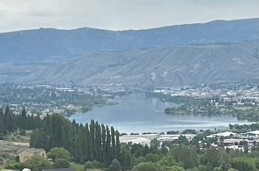 Building Photo - 3933 Burch Mountain Rd