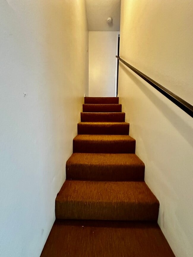 Building Photo - 2 Bedroom Apartment in Kerrvillle