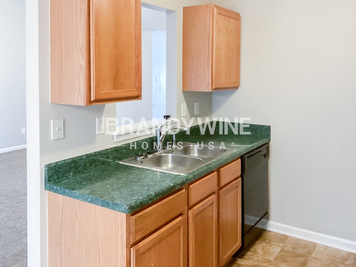 Building Photo - 2620 Essex Ct
