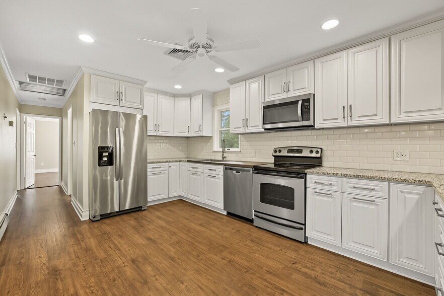 Kitchen - 14 Myrtle St