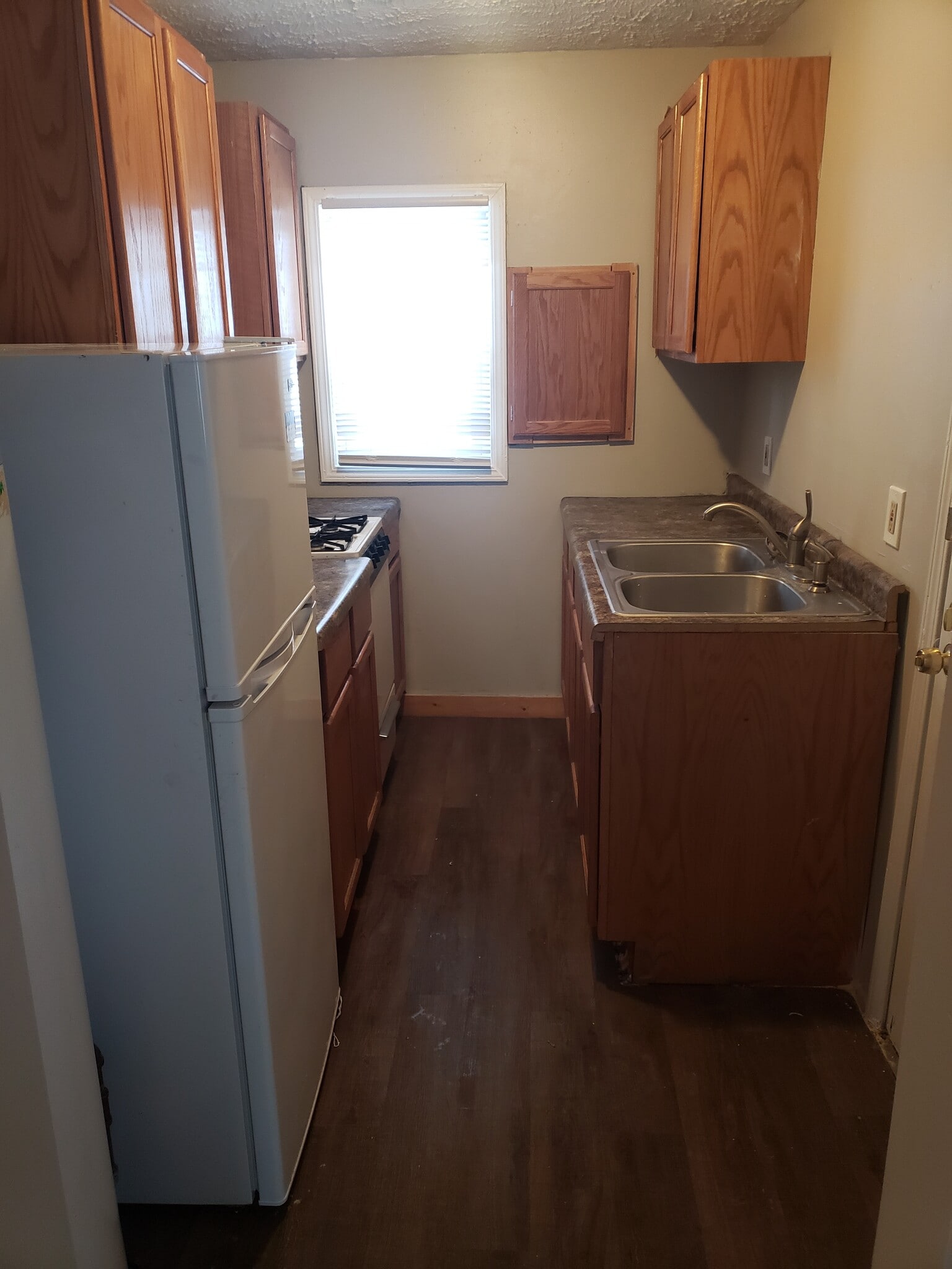 Building Photo - 837 Tisdale Ave