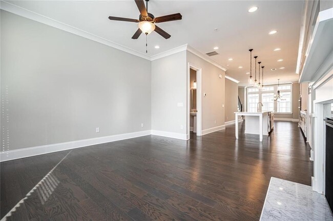 Building Photo - 6655 Sterling Dr