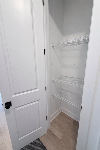 Building Photo - 245 Limehouse Rd