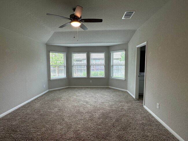 Building Photo - Beautiful 3bd/2ba in Meyers Landing Subdivision