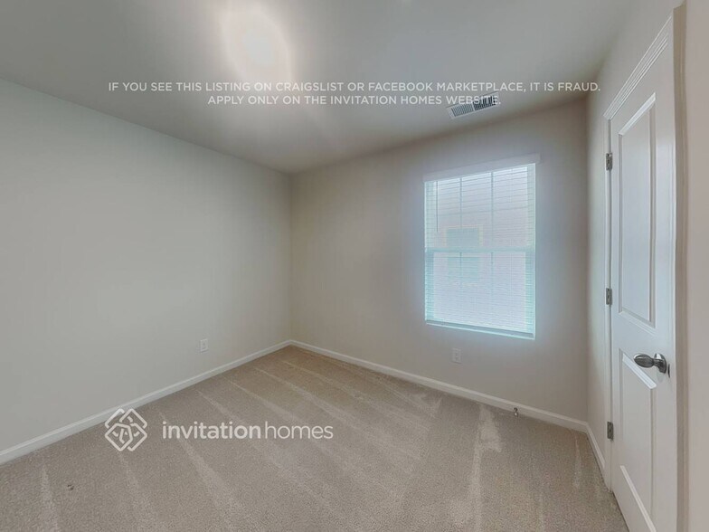 Building Photo - 5140 Spring Breeze Blvd