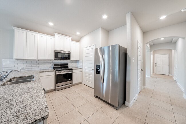 Building Photo - 11234 Victoria Hollow Trace