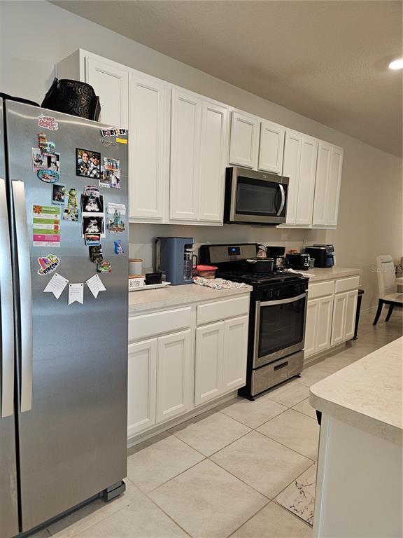 Building Photo - 20000 Royal Tern Ct