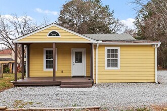 Building Photo - 3036 Peeler Rd