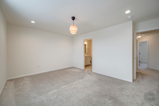 Building Photo - 4138 Irving Rd