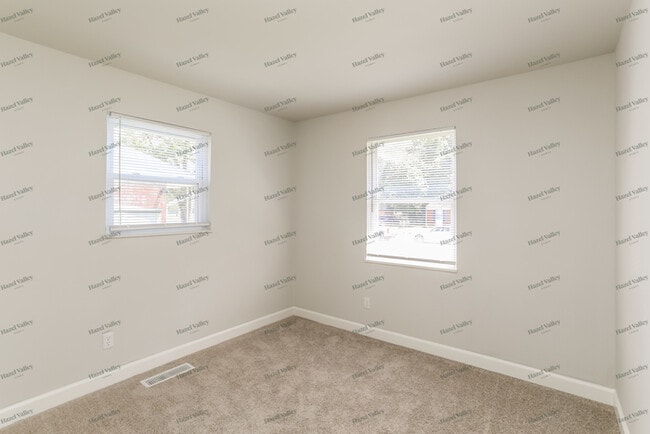 Building Photo - 1858 Aspenhill Dr