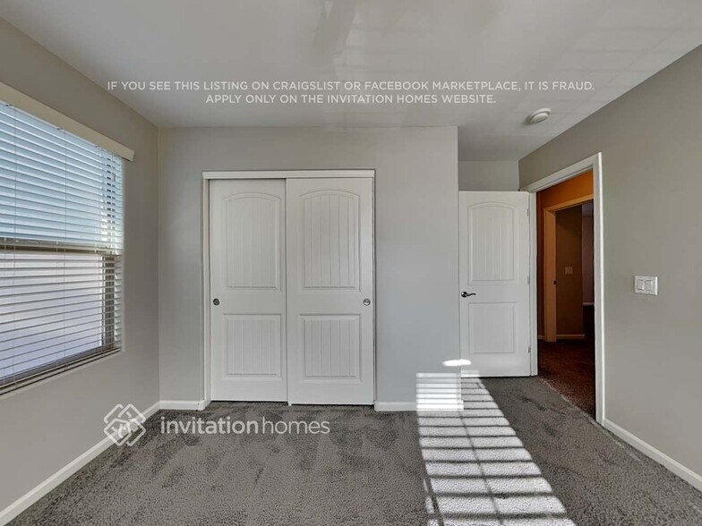 Building Photo - 1403 S Moccasin Trail