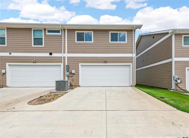Building Photo - 3521 Brentwood Dr