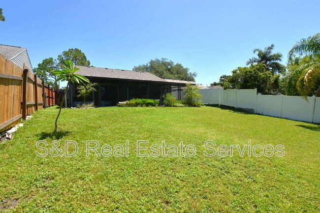 Building Photo - 8212 Riverboat Dr