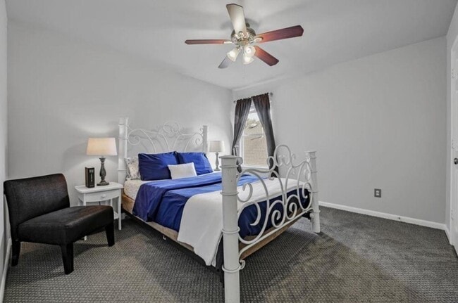 Building Photo - 11103 Canyon Brook Ct