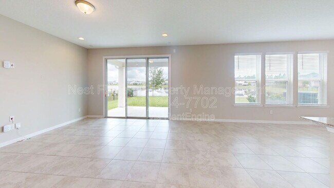 Building Photo - 167 Windermere Way