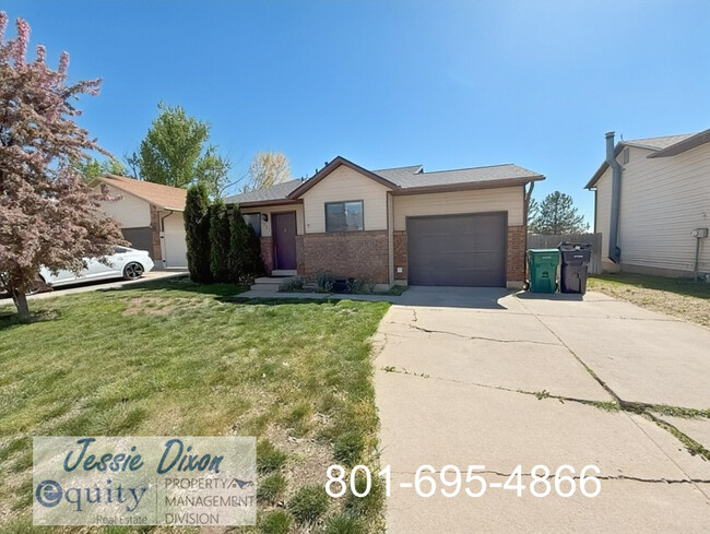 Primary Photo - 1063 W 2450 N