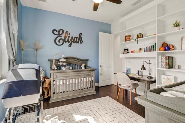 Building Photo - 2662 2nd St NW