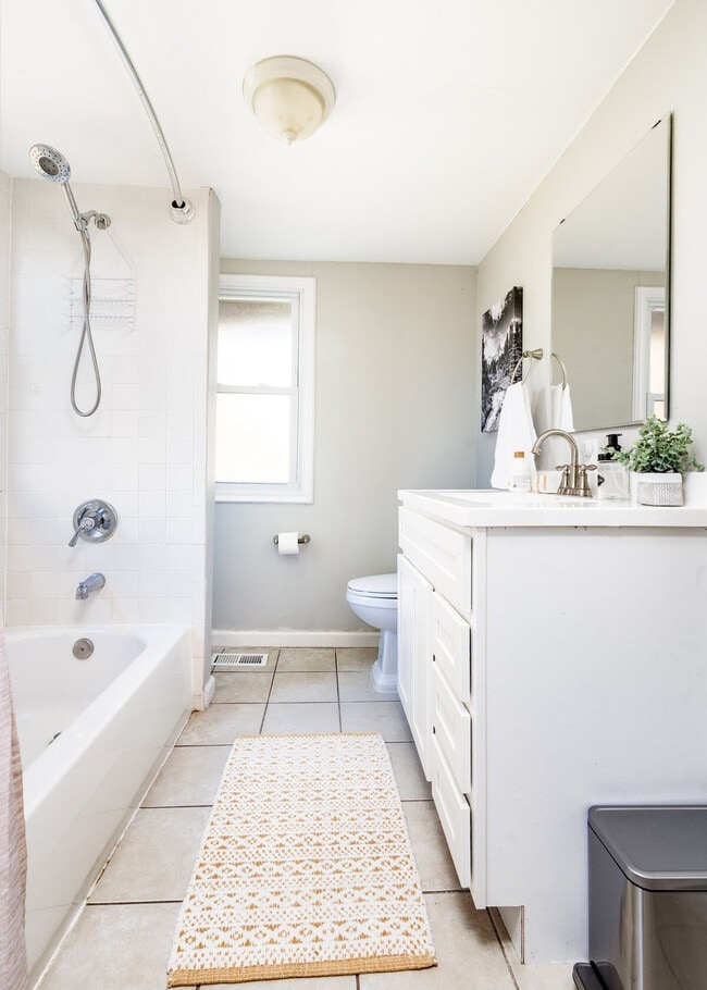 Building Photo - 257 Gordon Ave