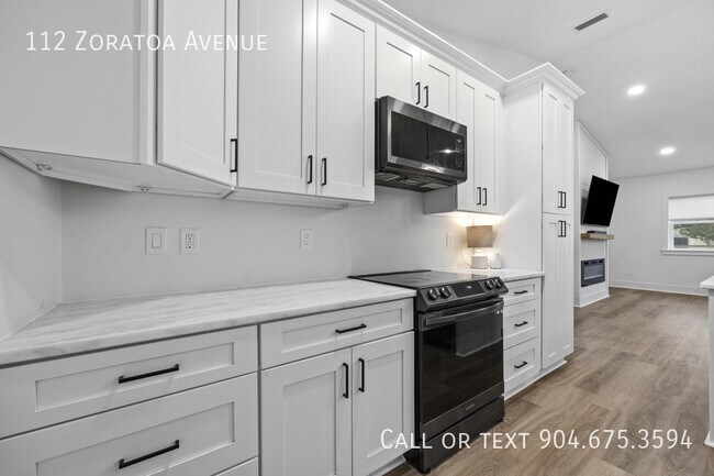 Building Photo - 112 Zoratoa Ave