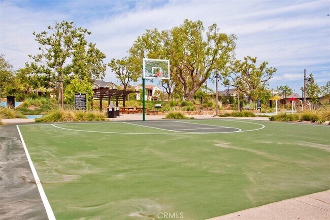 Building Photo - 154 Pavilion Park