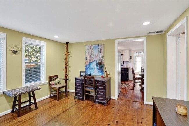 Building Photo - 3671 Bishop Dr