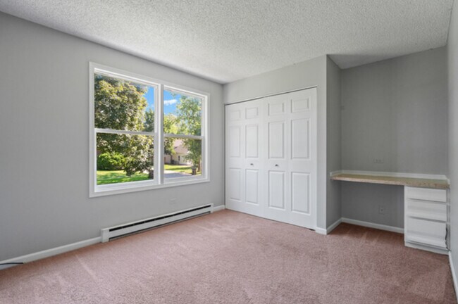 Building Photo - 627 Chardonnay Ln