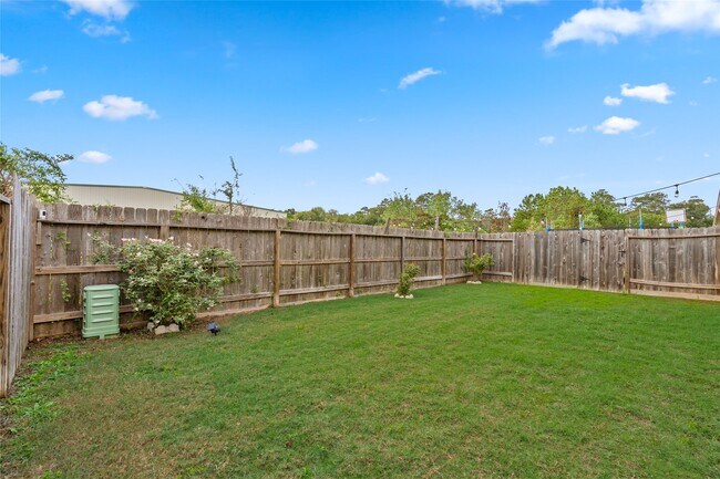 Building Photo - 15323 Westland Gate Dr