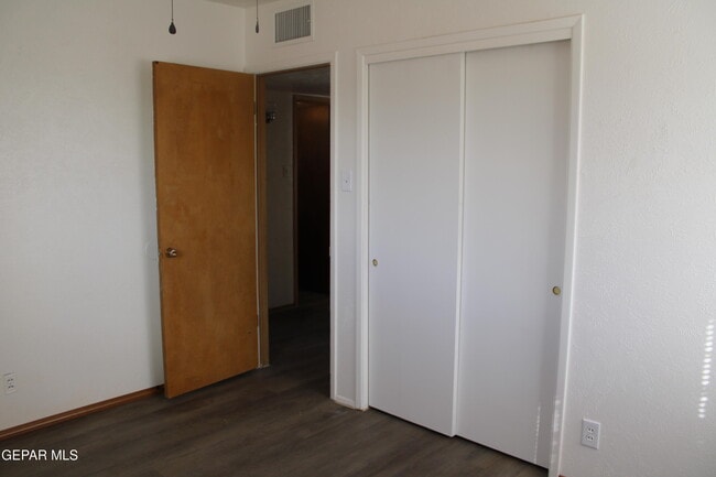 Building Photo - 5229 Cornell Ave