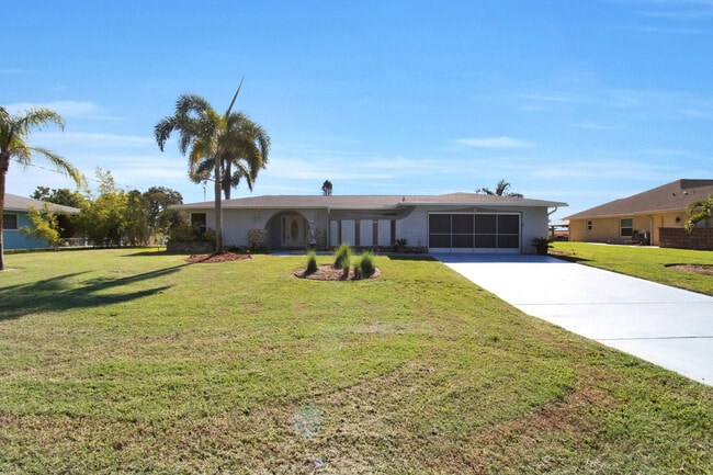 Building Photo - 4274 Gillot Blvd