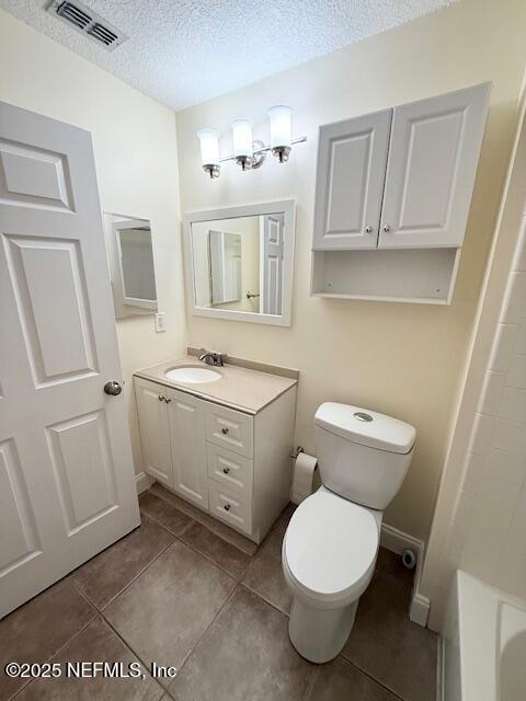 Building Photo - 440 Crescent Pond Dr