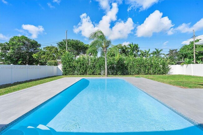 Building Photo - 4309 Jackson St