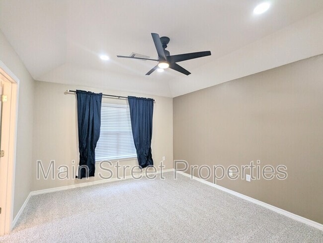 Building Photo - 5760 Jade Moon Cir