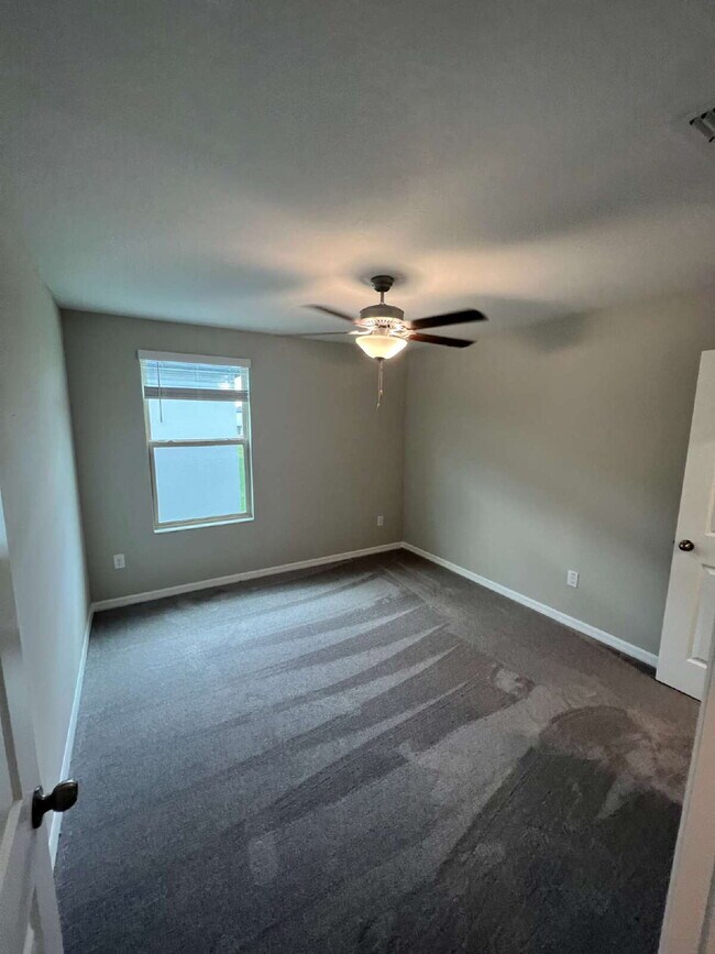 Building Photo - 7303 Canterbury Bells Ct