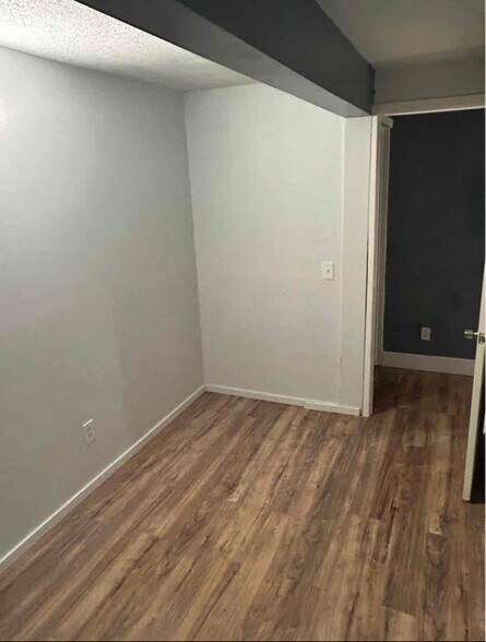 Building Photo - 266 Alfred Dr