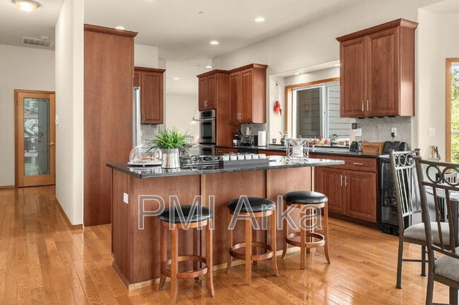 Building Photo - 19703 SE 128th Way