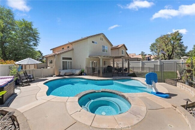 Building Photo - 43540 Corte Benisa