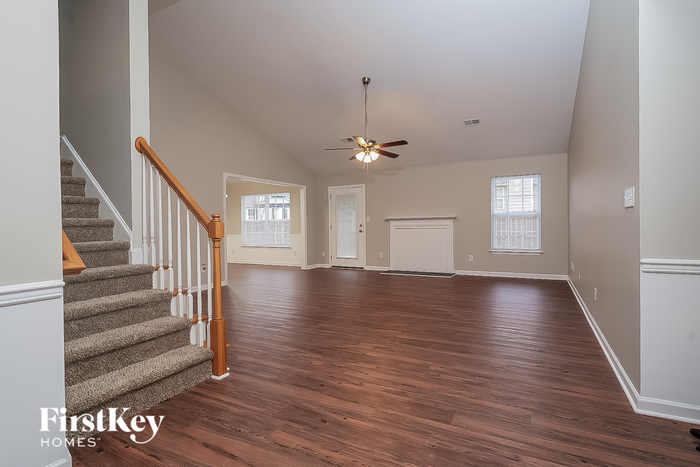 Building Photo - 6402 Estes Ct
