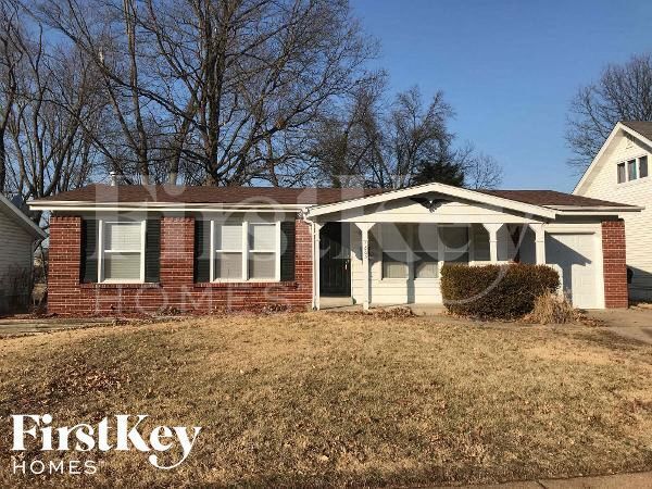 Primary Photo - 1805 St Anthony Ln