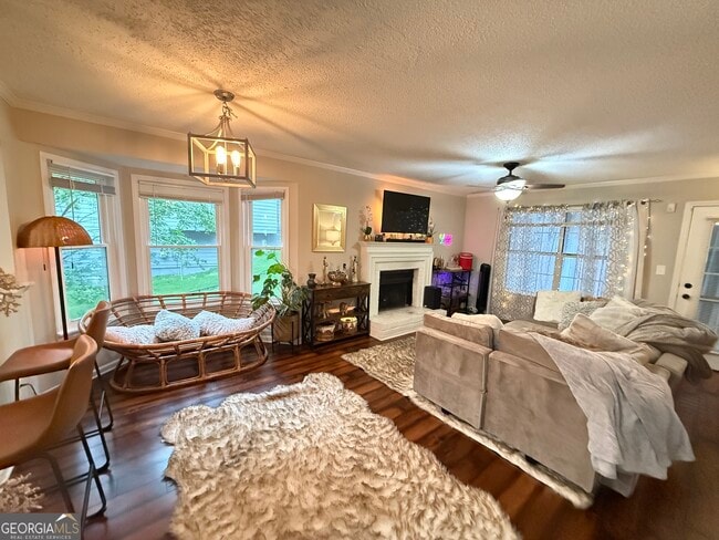Building Photo - 5045 Laurel Springs Way SE