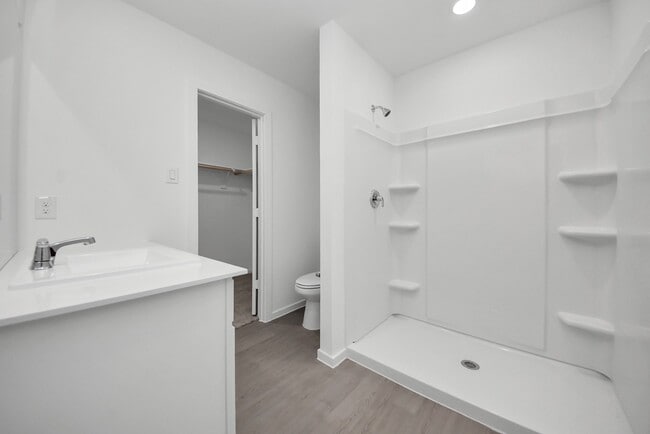 Building Photo - 1031 Garnet Rain Dr